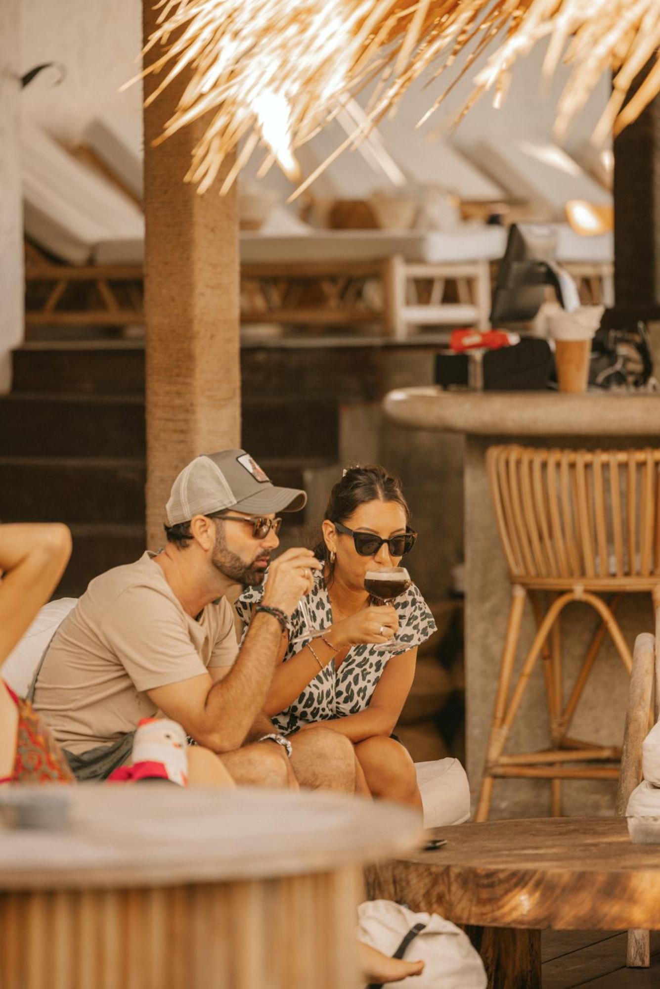 Pnb Beach Resort Canggu Exteriör bild