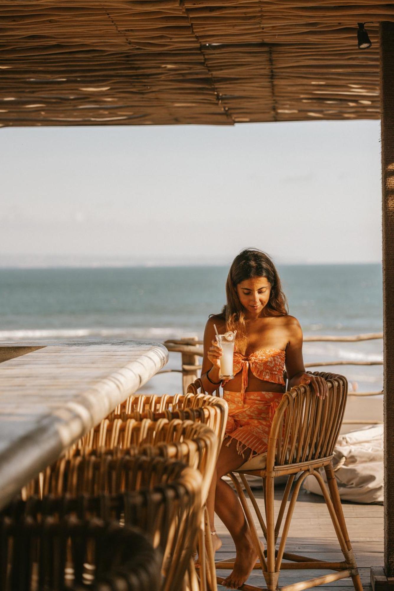 Pnb Beach Resort Canggu Exteriör bild